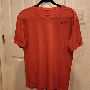 Nike Dri-Fit T-Shirt Orange Large